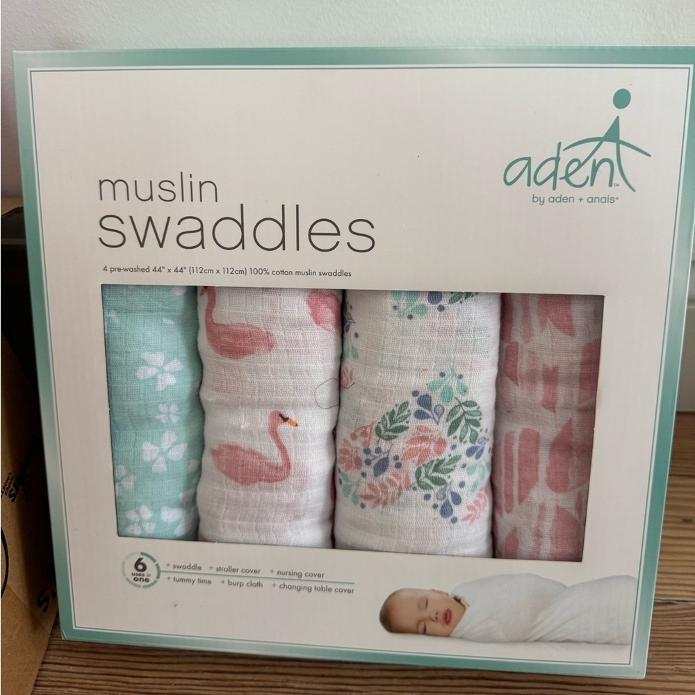 Aden + Anais Muslin Swaddle Blankets (4)
